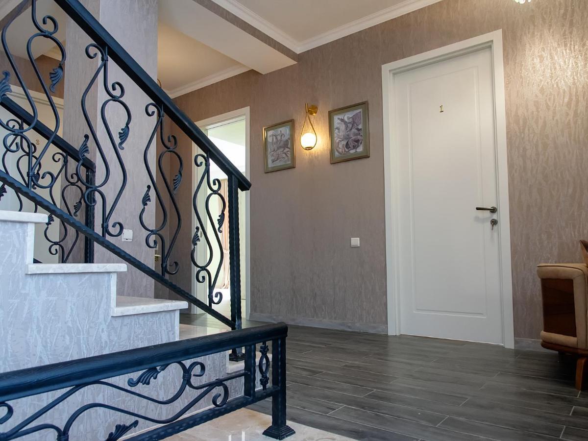 Hotel Tbilisi Mare Exterior foto